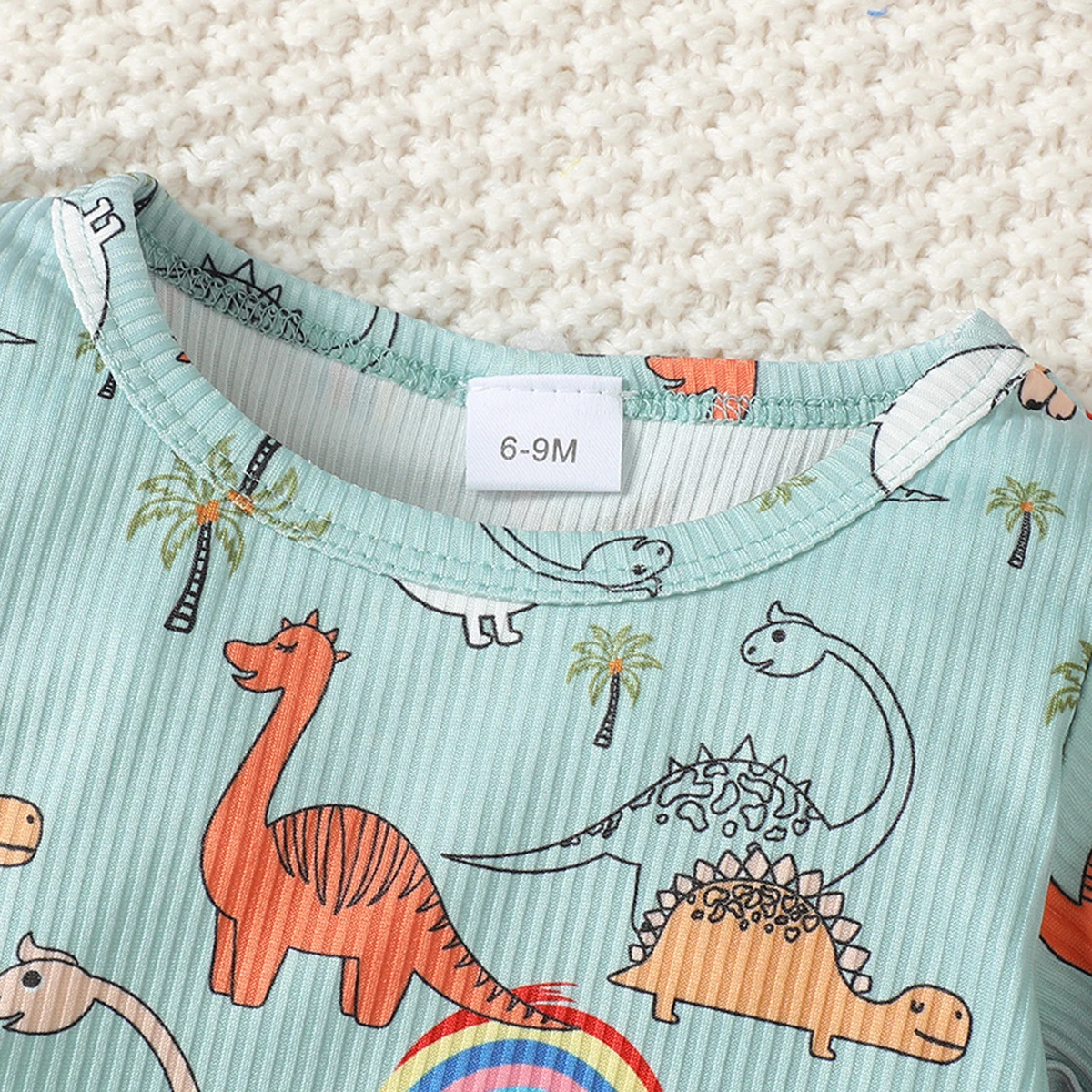 2pcs-Baby-Boys-Cute-Dinosaur-And-Tiger-Graphic-Print-T-shirt-Shorts-Set-Clothes-1