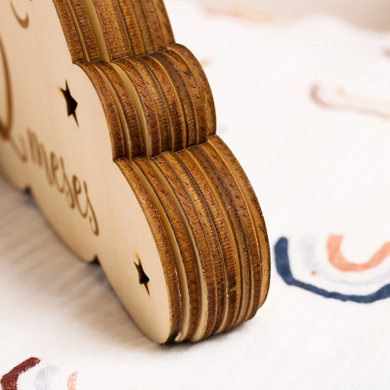 8pc-set-Wooden-Baby-Milestone-Card-For-Newborn-Cute-Cloud-Shape-Photography-Props-Accessories-Month-Cards-4