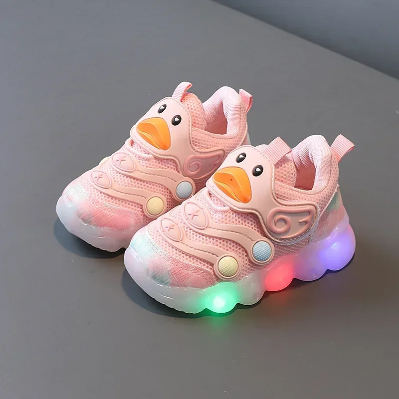 Baby-Shoes-with-Lights-on-Women-New-Breathable-Mesh-Soft-Soled-Baby-Walking-Shoes-Children-Sports-3