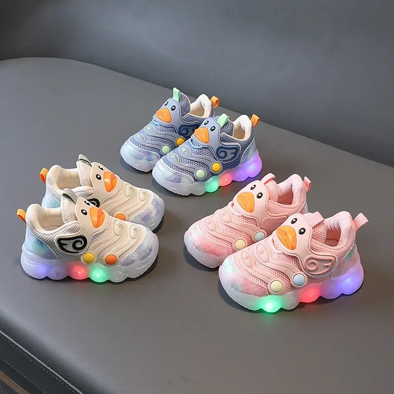Baby-Shoes-with-Lights-on-Women-New-Breathable-Mesh-Soft-Soled-Baby-Walking-Shoes-Children-Sports