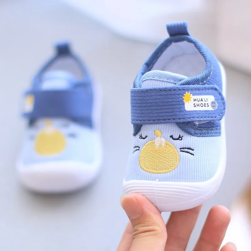 Infant-Kids-Baby-Cartoon-Anti-Kicking-Functional-Shoe-Soft-Sole-Squeaky-Sneakers-Boy-Causal-Loafers-Toddler-3